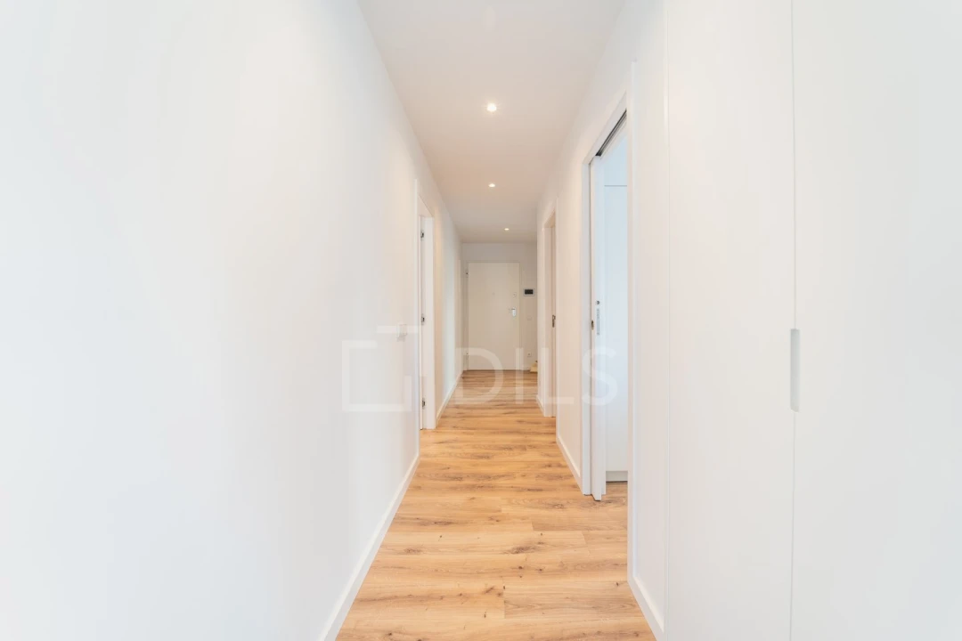 Apartamento T2 para Venda em Ramalde Foto 25