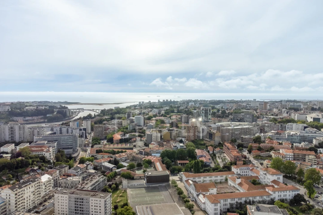 Apartamento T2 para Venda em Cedofeita, Santo Ildefonso, Sé, Miragaia, São Nicolau e Vitória Foto 22