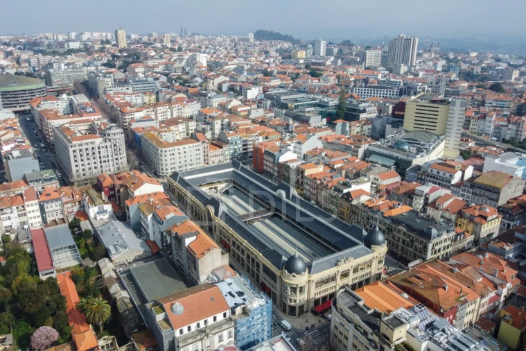 Apartamento T2 para Venda em Cedofeita, Santo Ildefonso, Sé, Miragaia, São Nicolau e Vitória Foto 19
