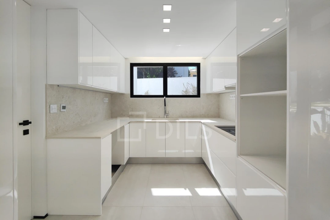 Moradia T5 para Venda em Cascais e Estoril Foto 11