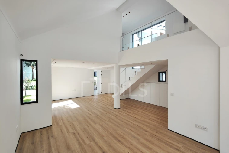 Moradia T5 para Venda em Cascais e Estoril Foto 5