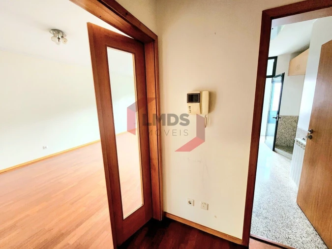 Apartamento T2 para Venda em Oliveira do Douro Foto 11