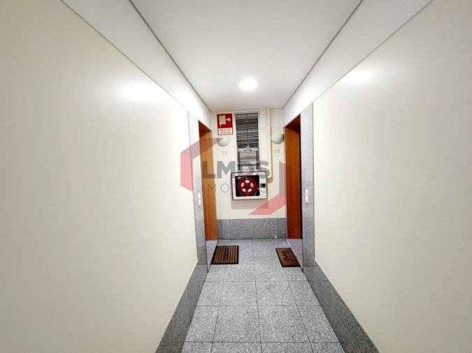 Apartamento T2 para Venda em Oliveira do Douro Foto 7