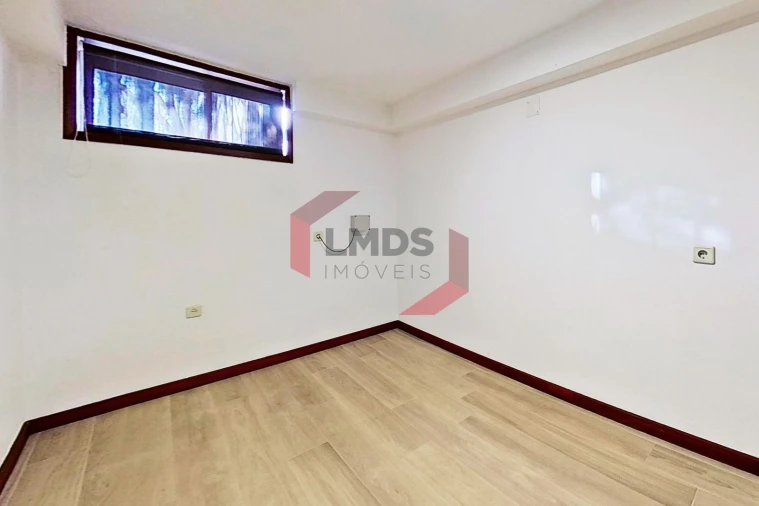 Moradia T6 para Venda em São Mamede de Infesta e Senhora da Hora Foto 17