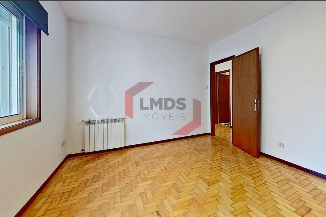 Moradia T6 para Venda em São Mamede de Infesta e Senhora da Hora Foto 9