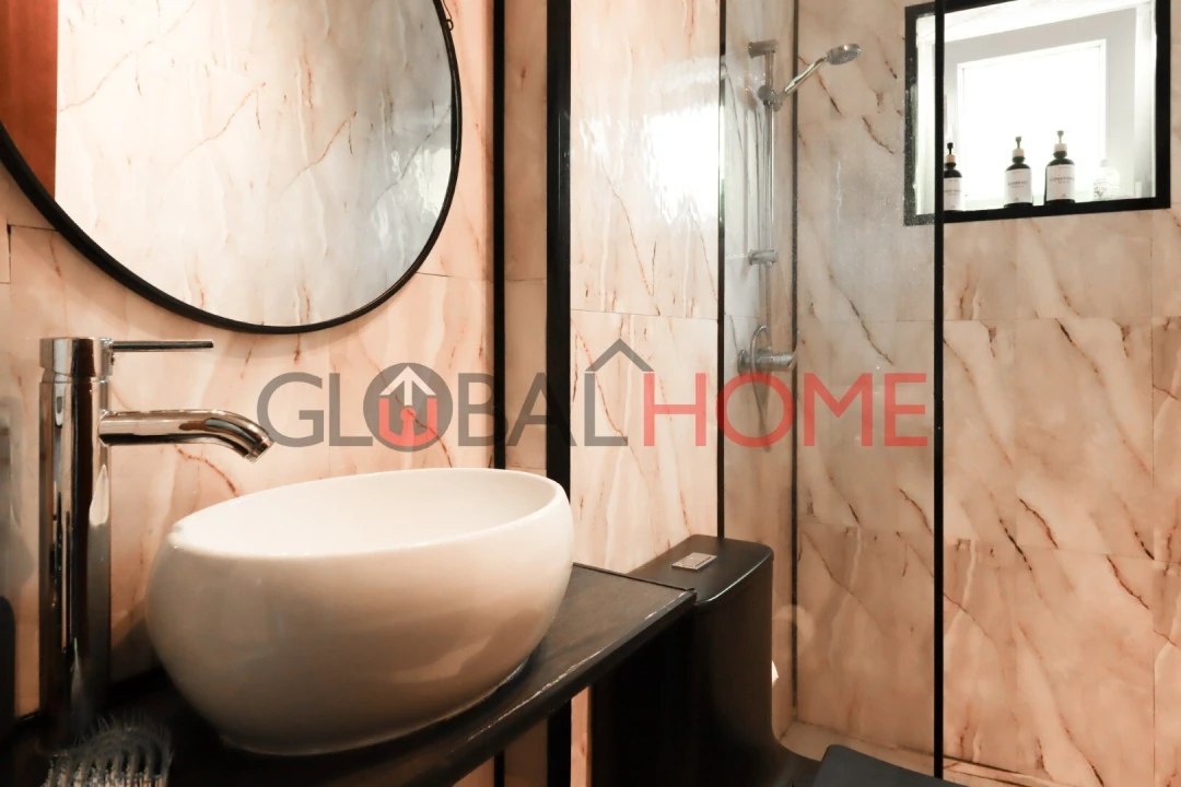 Moradia T4 para Venda em Fânzeres e São Pedro da Cova Foto 13