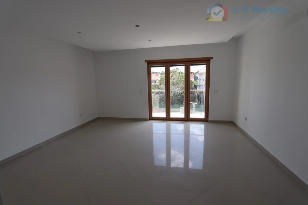 Apartamento T3 para Venda em Pinhal Novo Foto 1