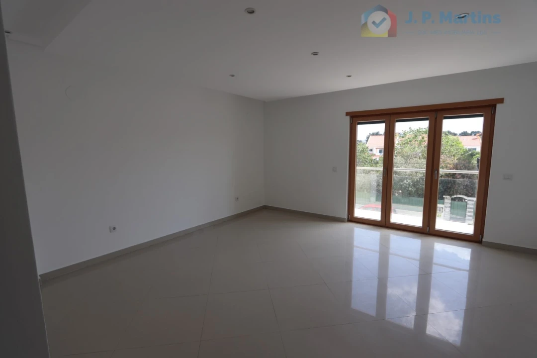 Apartamento T3 para Venda em Pinhal Novo Foto 3