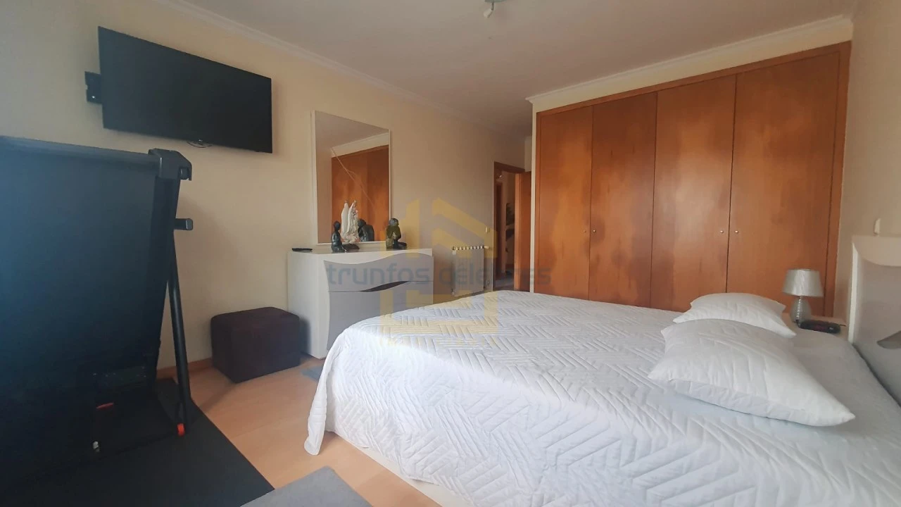 Apartamento T2 para Venda em Mindelo Foto 10