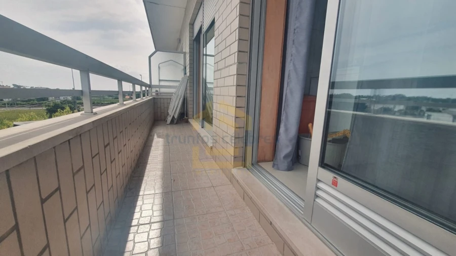 Apartamento T2 para Venda em Mindelo Foto 18