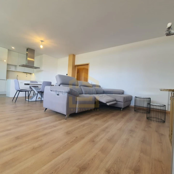 Apartamento T2 para Venda em Aver-O-Mar, Amorim e Terroso Foto 4