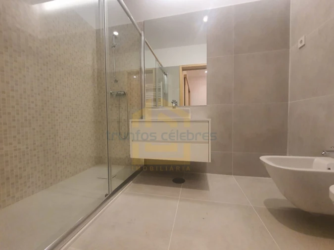 Apartamento T2 para Venda em Aver-O-Mar, Amorim e Terroso Foto 18