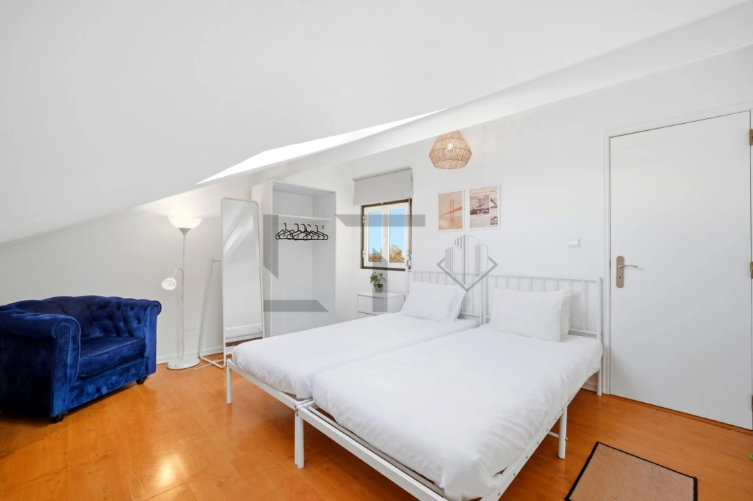 Apartamento T3 para Venda em Ajuda Foto 16