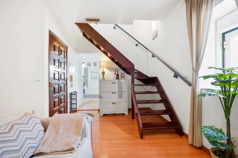 Apartamento T3 para Venda em Ajuda Foto 3