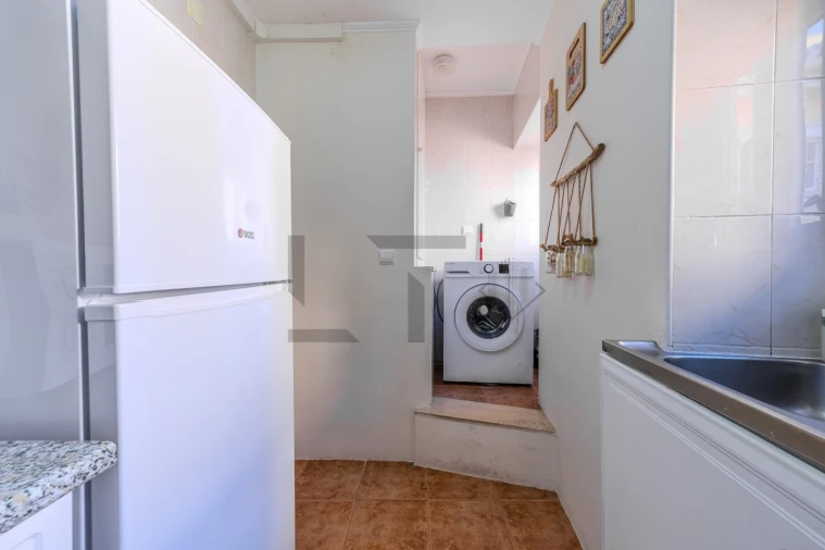 Apartamento T3 para Venda em Ajuda Foto 7