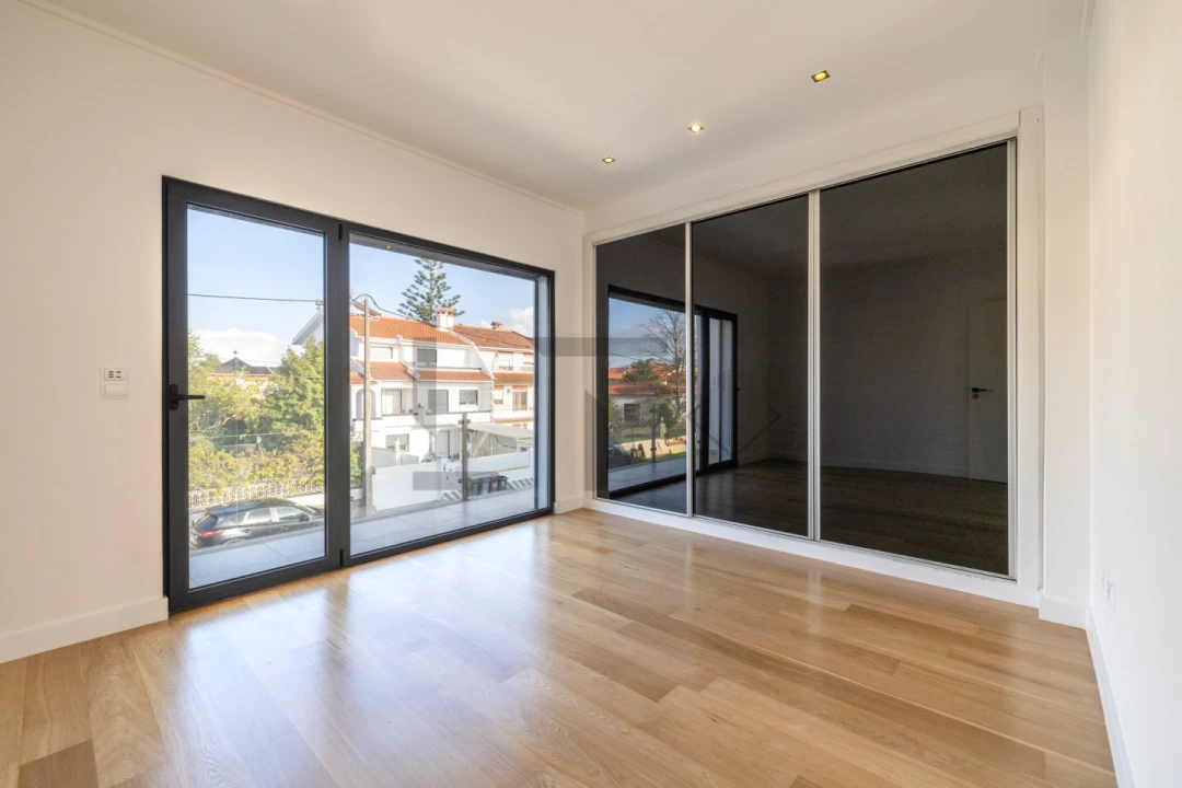 Moradia T3 para Venda em Corroios Foto 30