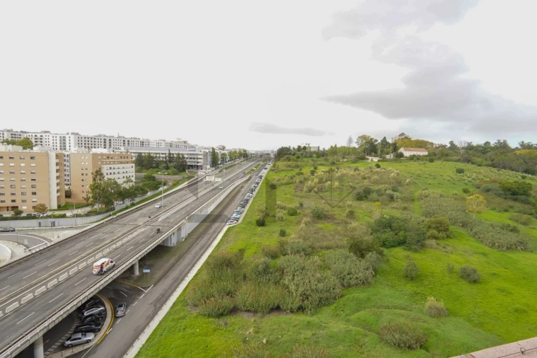 Escritório para Venda em São Domingos de Benfica Foto 13