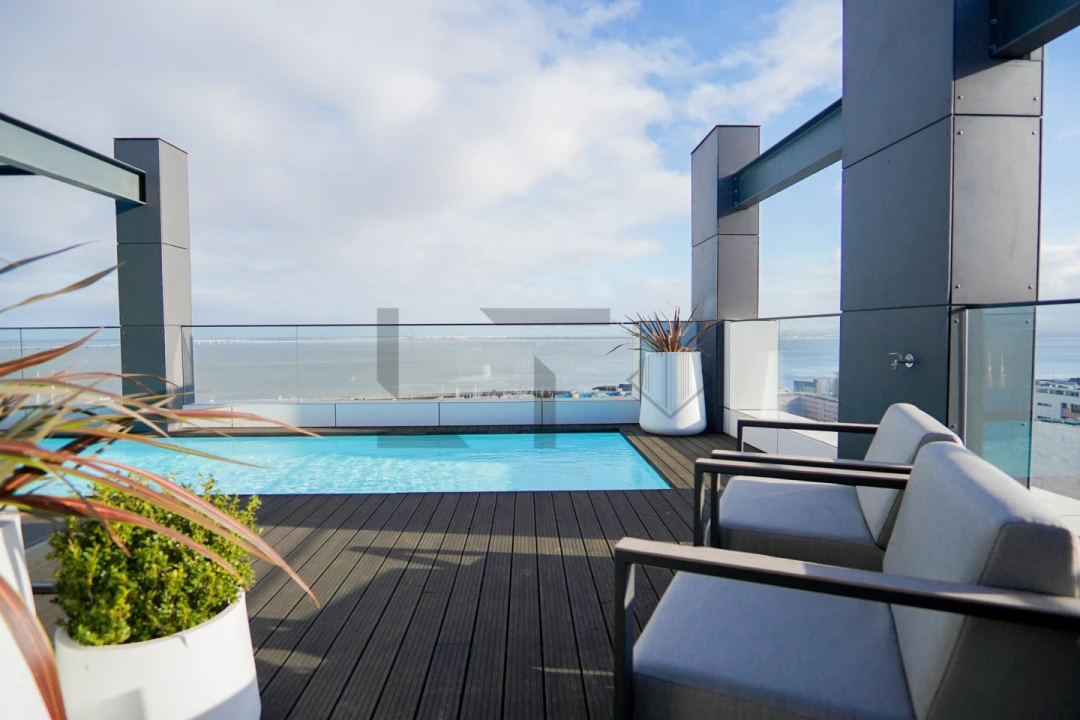 Apartamento T4 para Venda em Parque das Nações Foto 6