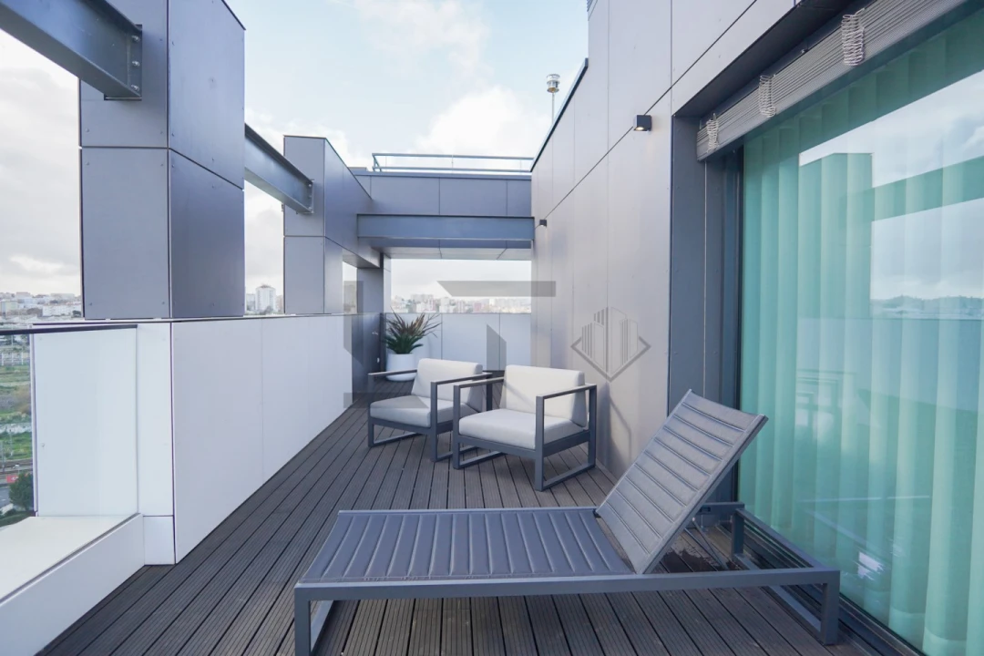 Apartamento T4 para Venda em Parque das Nações Foto 15