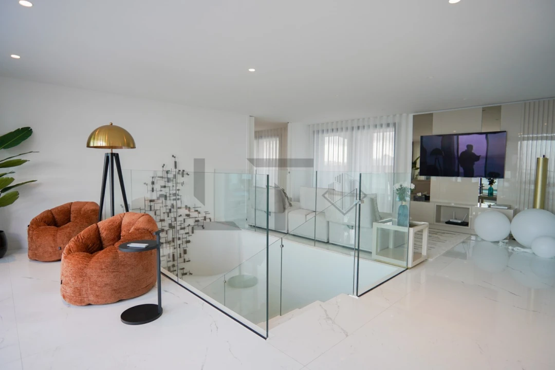 Apartamento T4 para Venda em Parque das Nações Foto 17