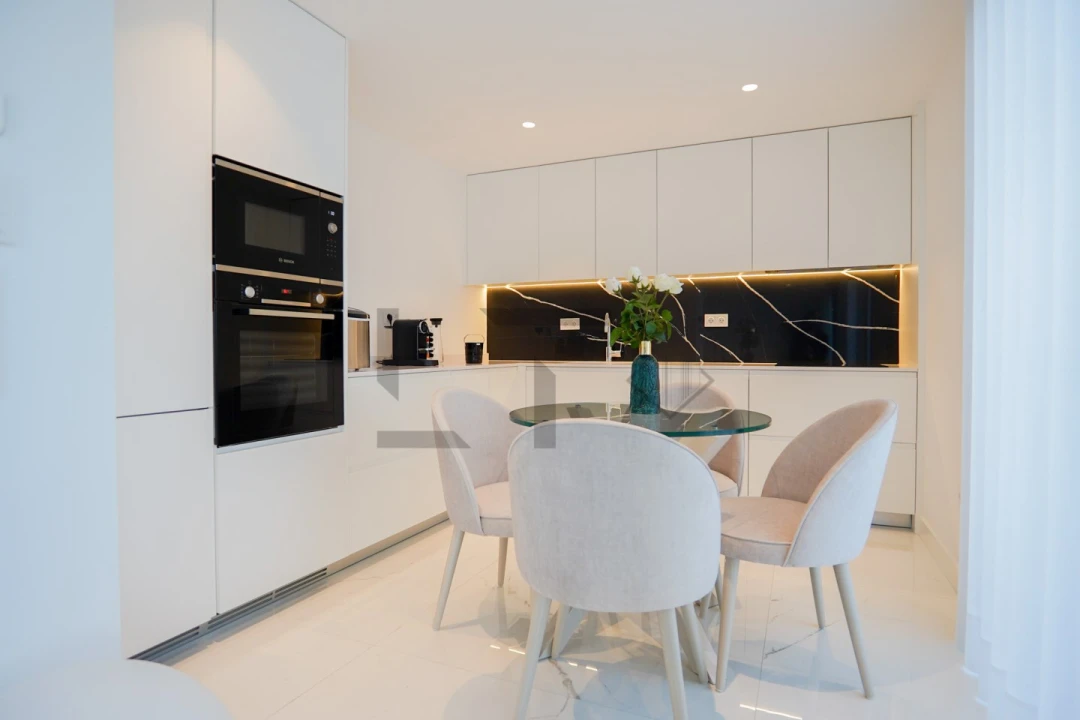 Apartamento T4 para Venda em Parque das Nações Foto 18