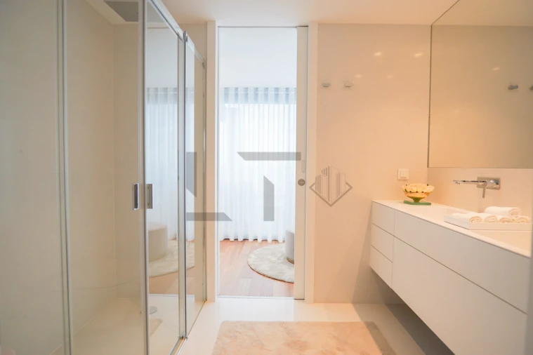 Apartamento T4 para Venda em Parque das Nações Foto 28