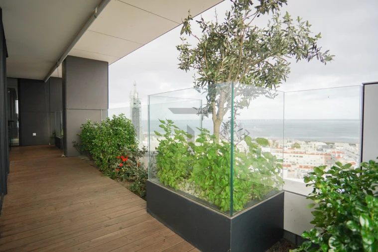 Apartamento T4 para Venda em Parque das Nações Foto 52