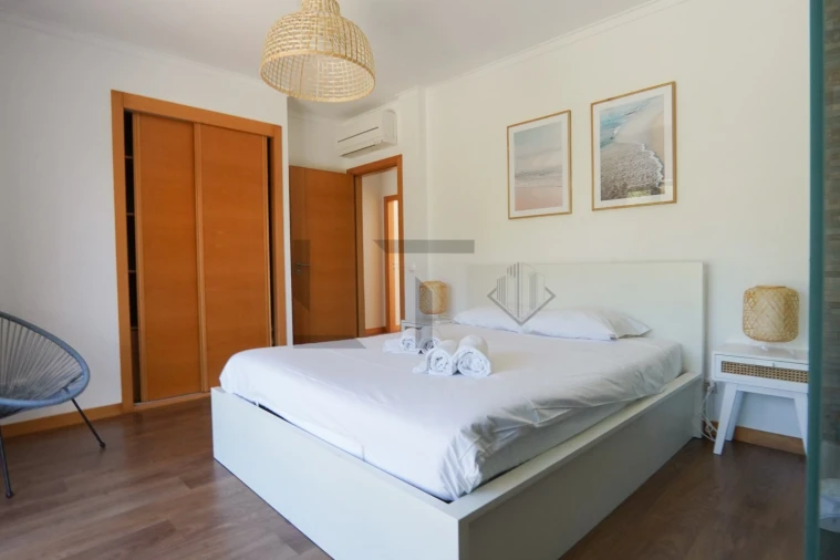 Moradia T4 para Venda em Carvalhal Foto 35