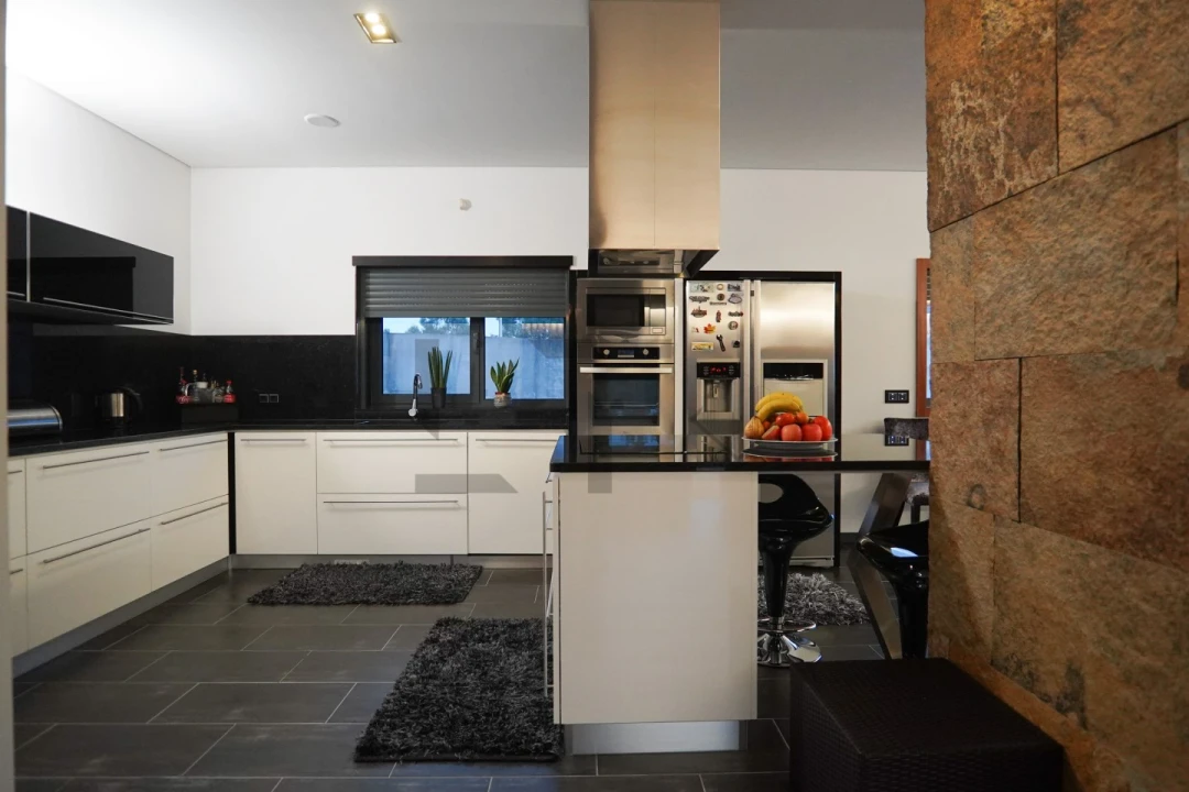 Moradia T5 para Venda em Avessadas e Rosém Foto 34