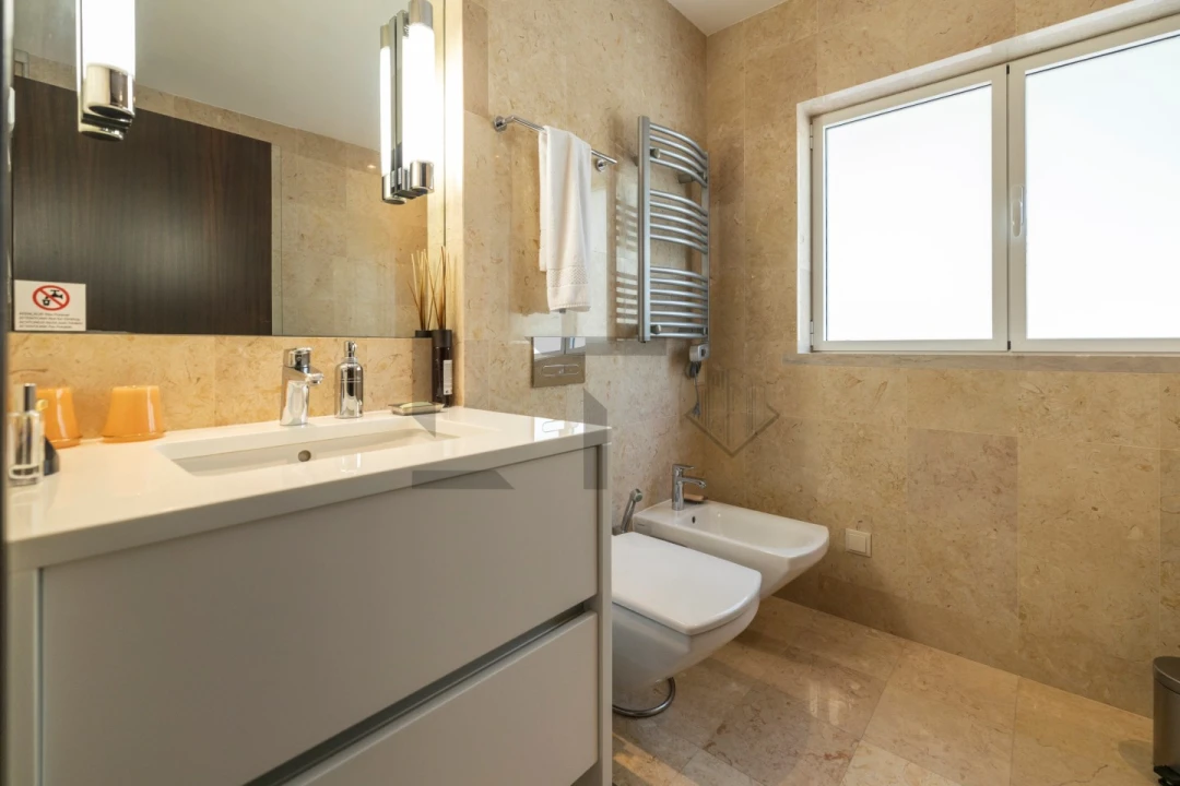 Moradia T5 para Venda em Azeitão (São Lourenço e São Simão) Foto 45