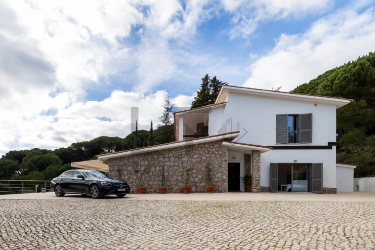 Moradia T5 para Venda em Azeitão (São Lourenço e São Simão) Foto 6