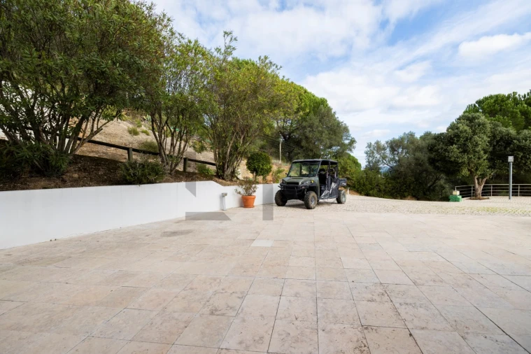 Moradia T5 para Venda em Azeitão (São Lourenço e São Simão) Foto 10