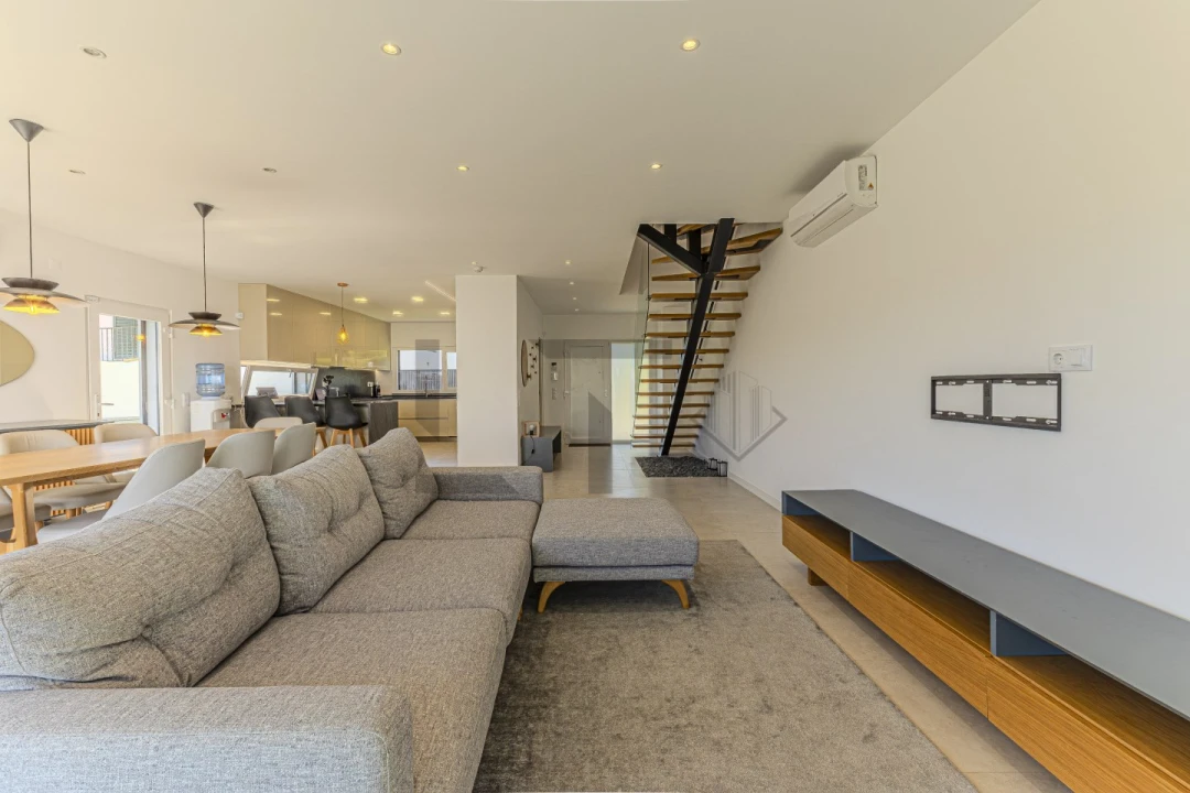 Moradia T3 para Venda em Alcabideche Foto 15