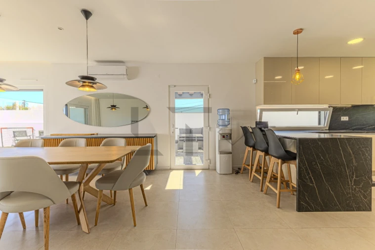 Moradia T3 para Venda em Alcabideche Foto 18