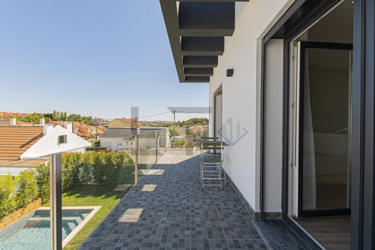 Moradia T3 para Venda em Alcabideche Foto 47