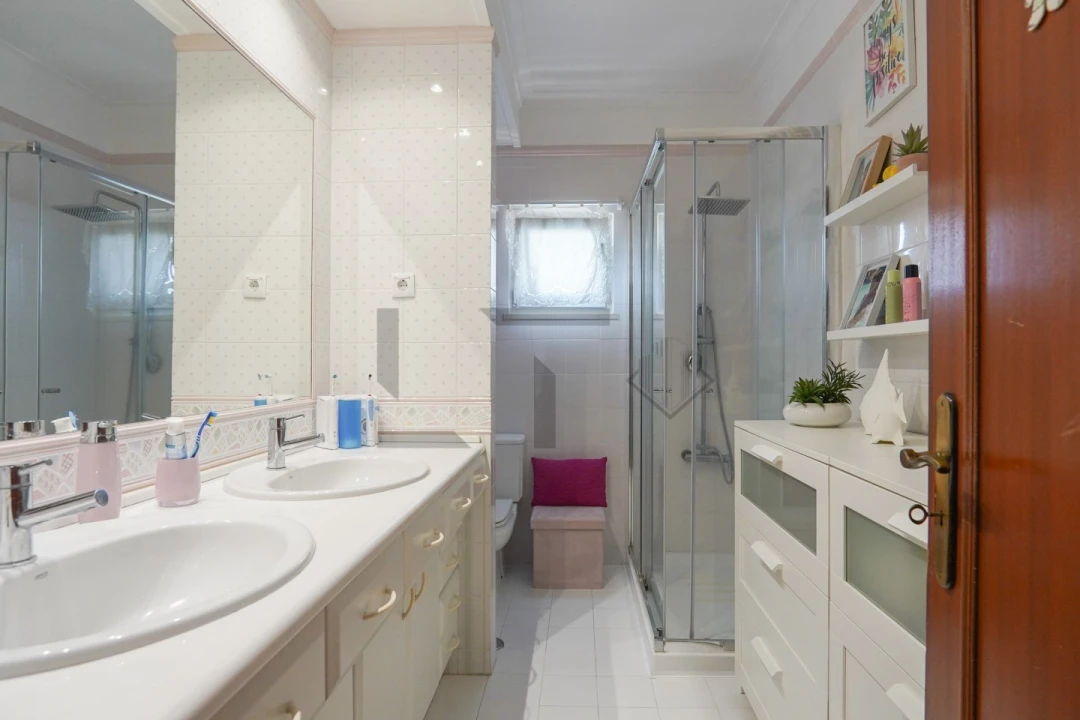 Moradia T5 para Venda em Palmela Foto 67