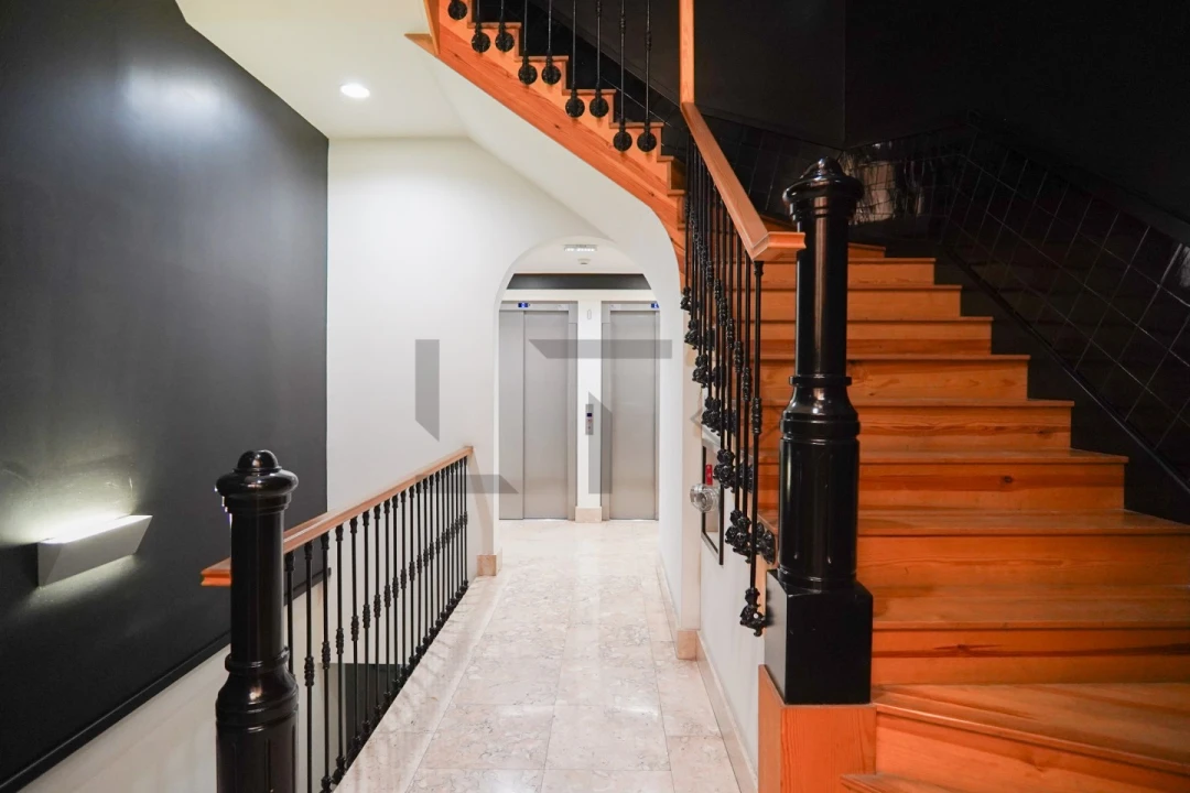 Apartamento T3 para Arrendamento em Santo António Foto 54