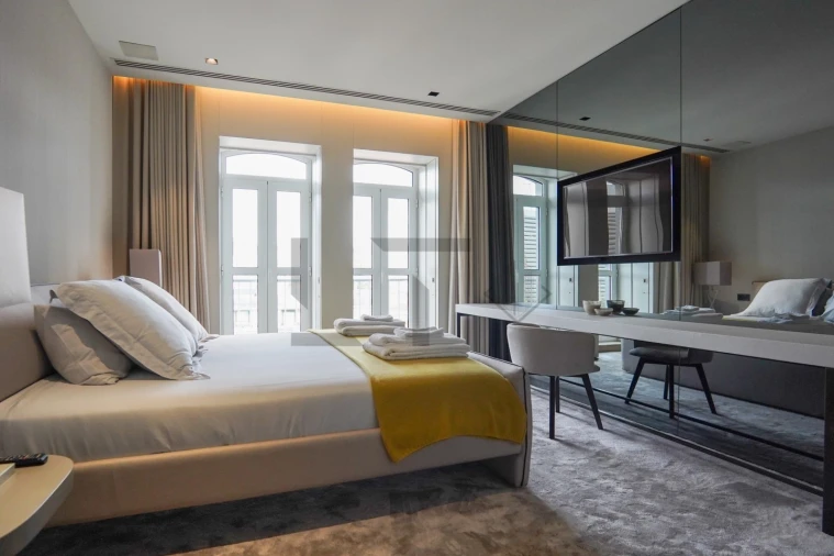 Apartamento T3 para Arrendamento em Santo António Foto 43