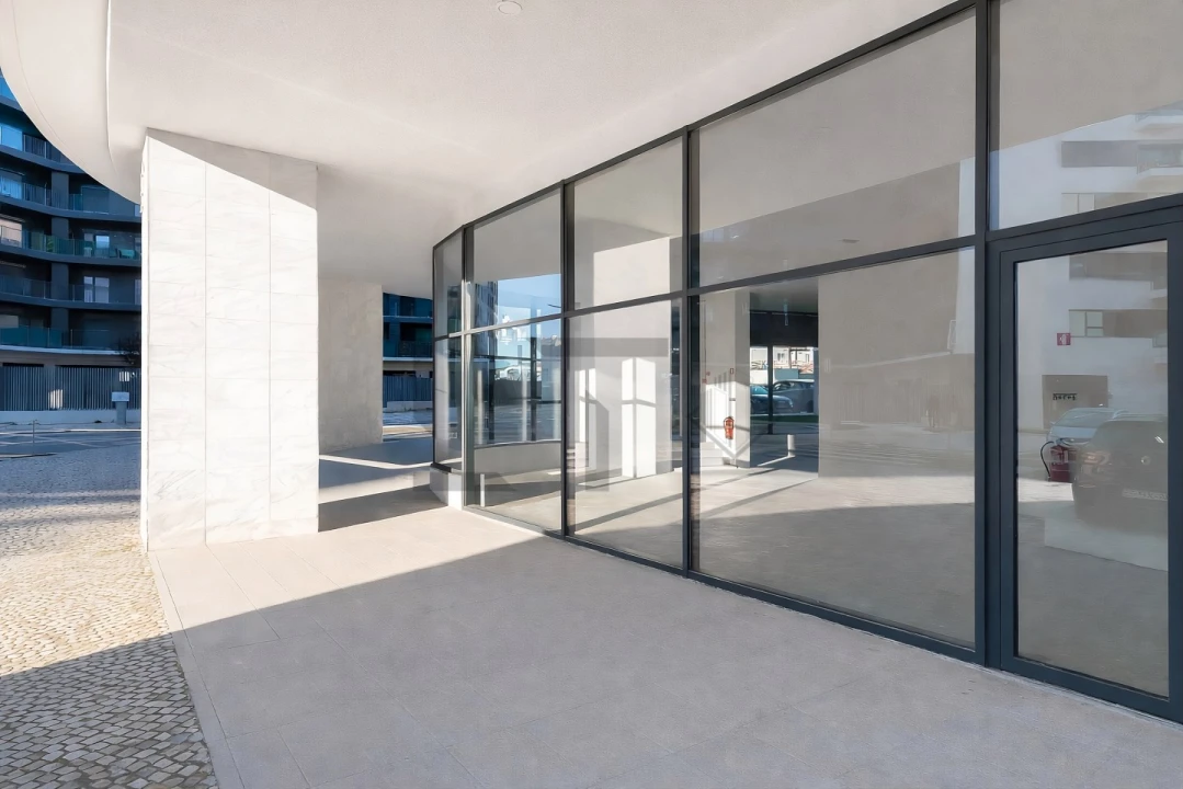 Loja para Arrendamento em Lumiar Foto 7