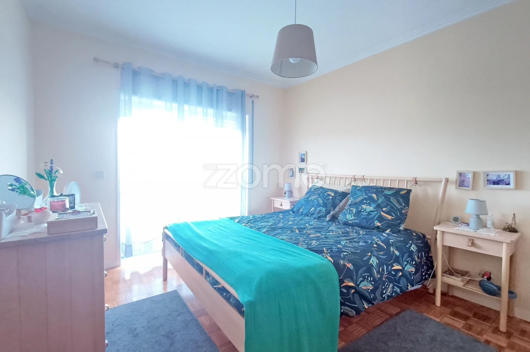 Apartamento T3 para Venda em Delães Foto 14