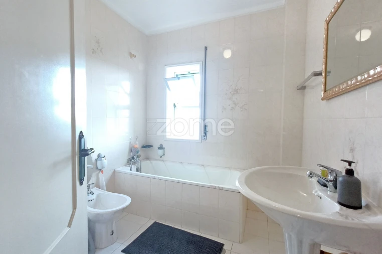 Apartamento T3 para Venda em Delães Foto 13