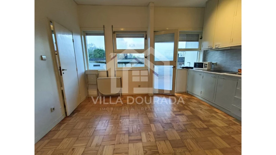 Apartamento para Venda em Lordelo do Ouro e Massarelos Foto 3