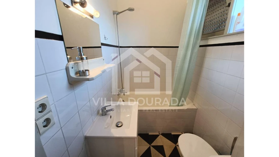 Apartamento para Venda em Lordelo do Ouro e Massarelos Foto 6