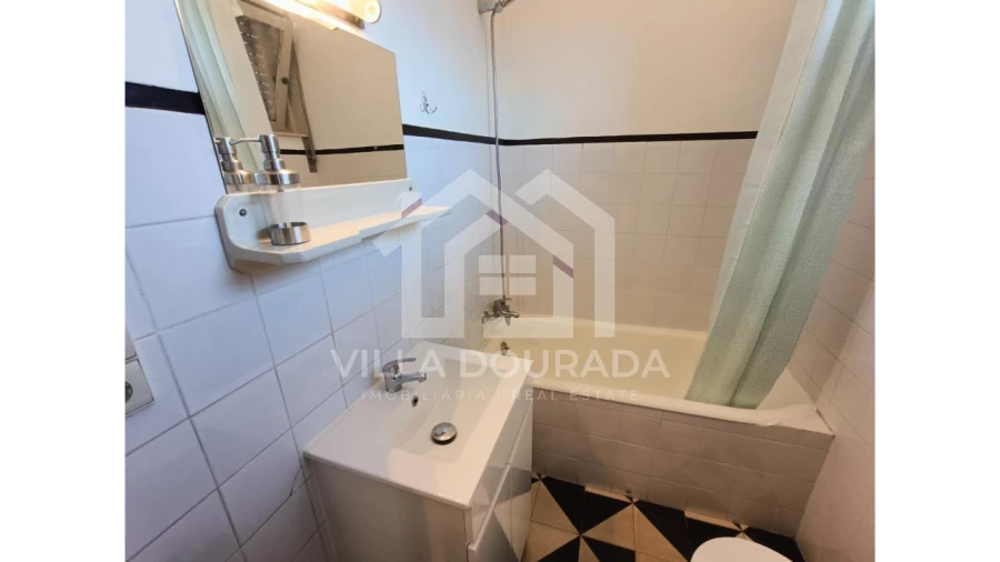 Apartamento para Venda em Lordelo do Ouro e Massarelos Foto 7