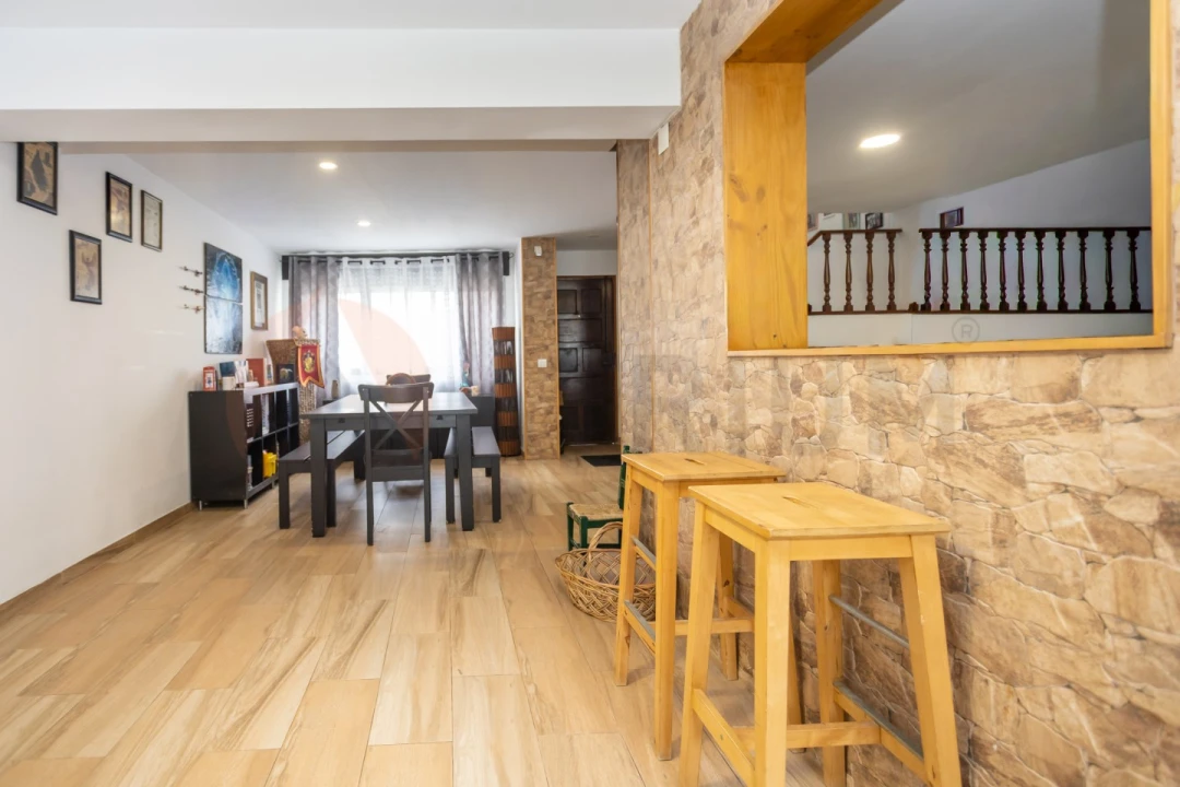 Moradia T3 para Venda em Sado Foto 23