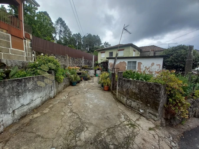 Moradia T3 para Venda em Perozelo Foto 8