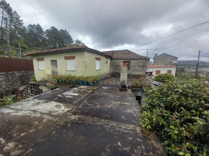 Moradia T3 para Venda em Perozelo Foto 10