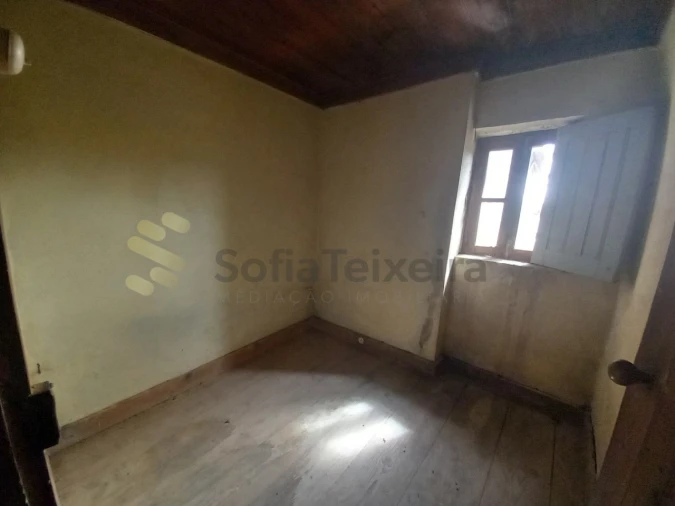 Moradia T3 para Venda em Perozelo Foto 13