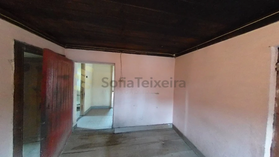 Moradia T3 para Venda em Perozelo Foto 21