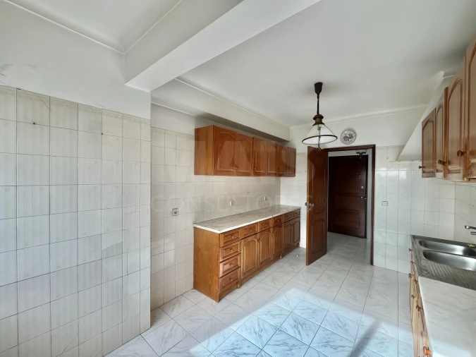 Apartamento T2 para Venda em Benavente Foto 4